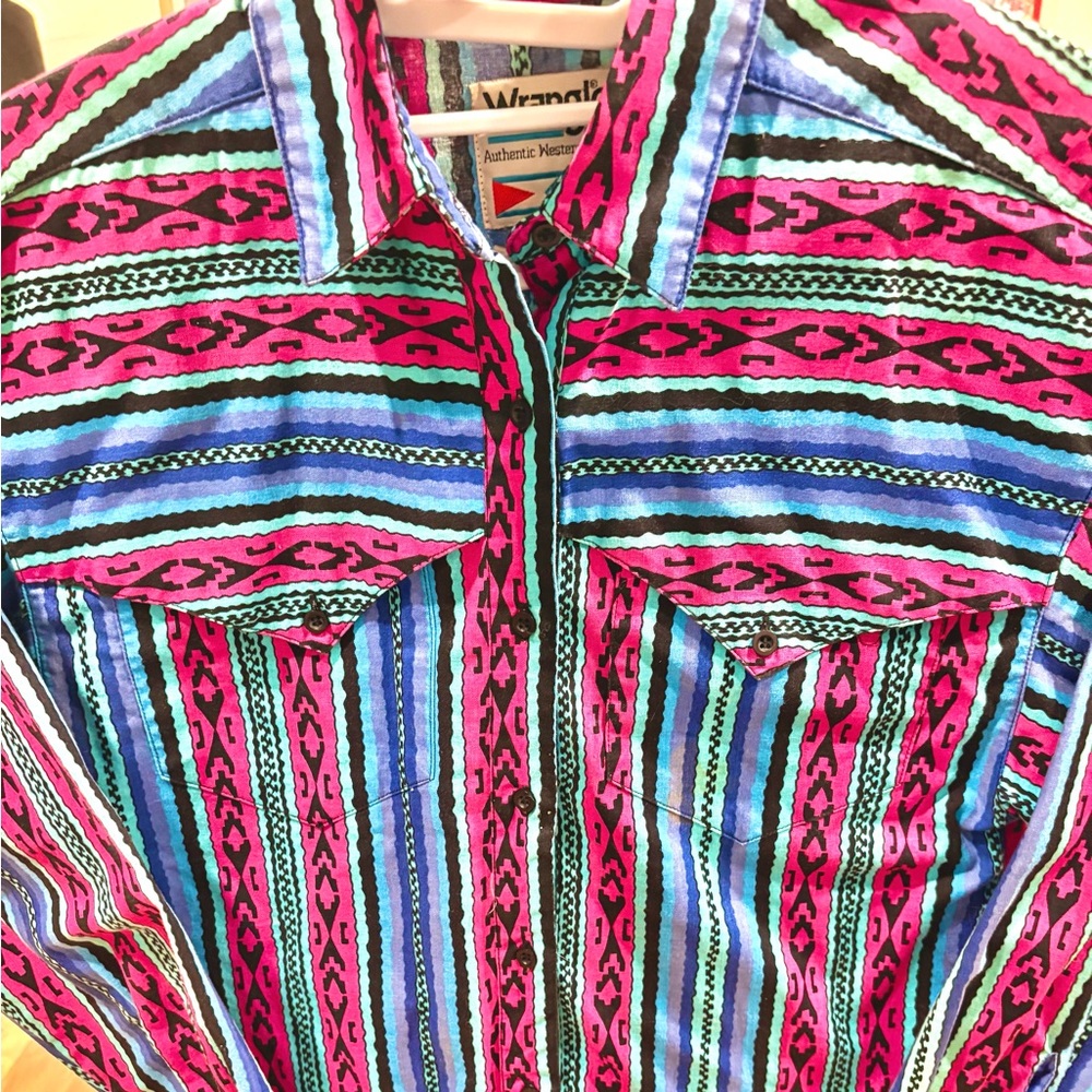 Vintage 90’s Wrangler Western Aztec Stripe Button Down  Yoke Detail - Small
